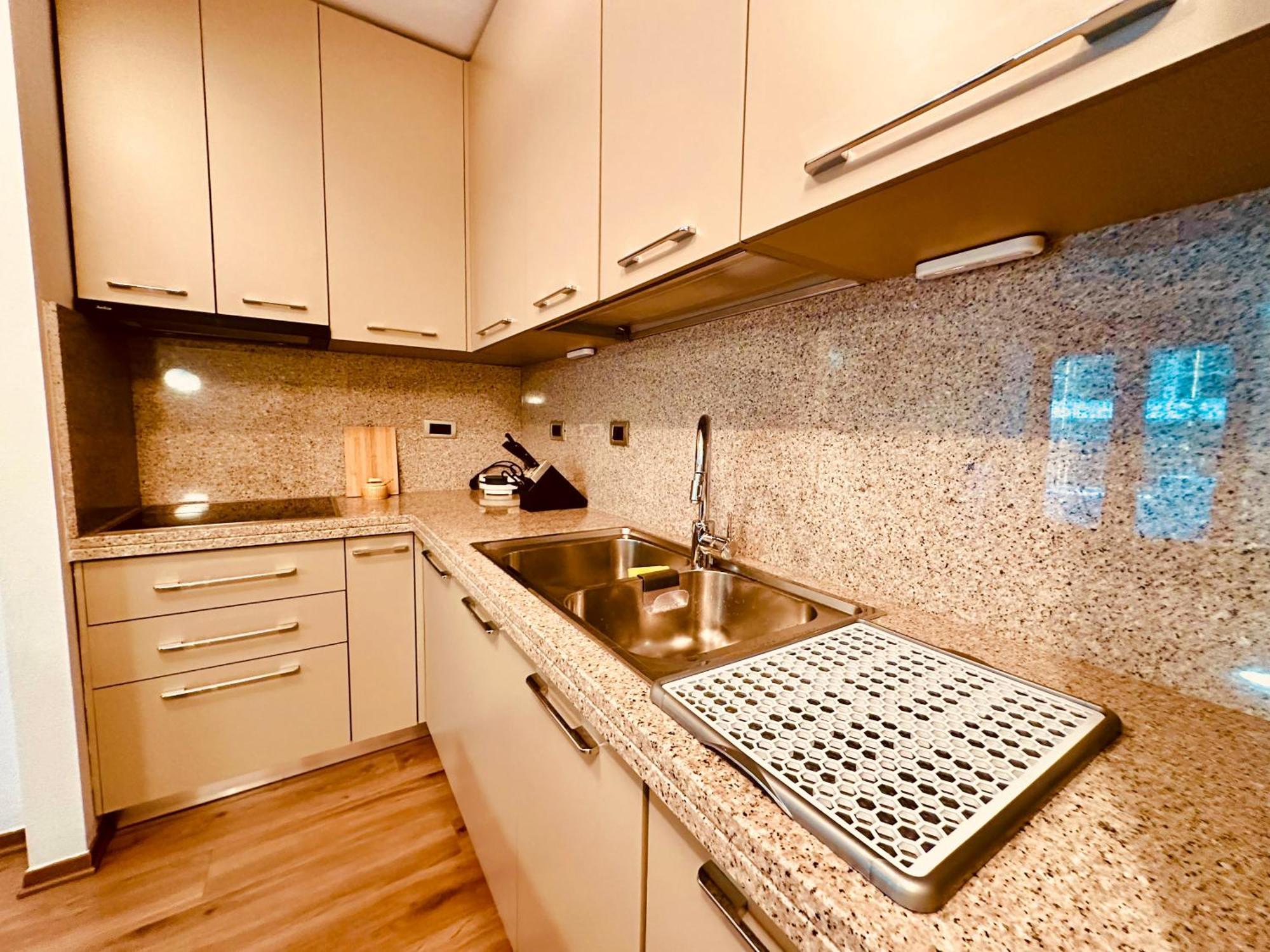 טיראנה Sunrise Haven City Center מראה חיצוני תמונה